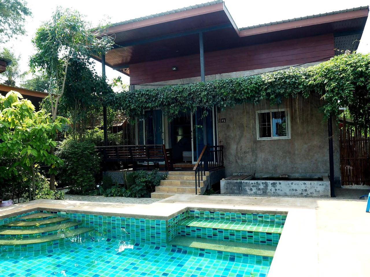 Nawiengkaeriverview Resort Mukdahan Exteriör bild
