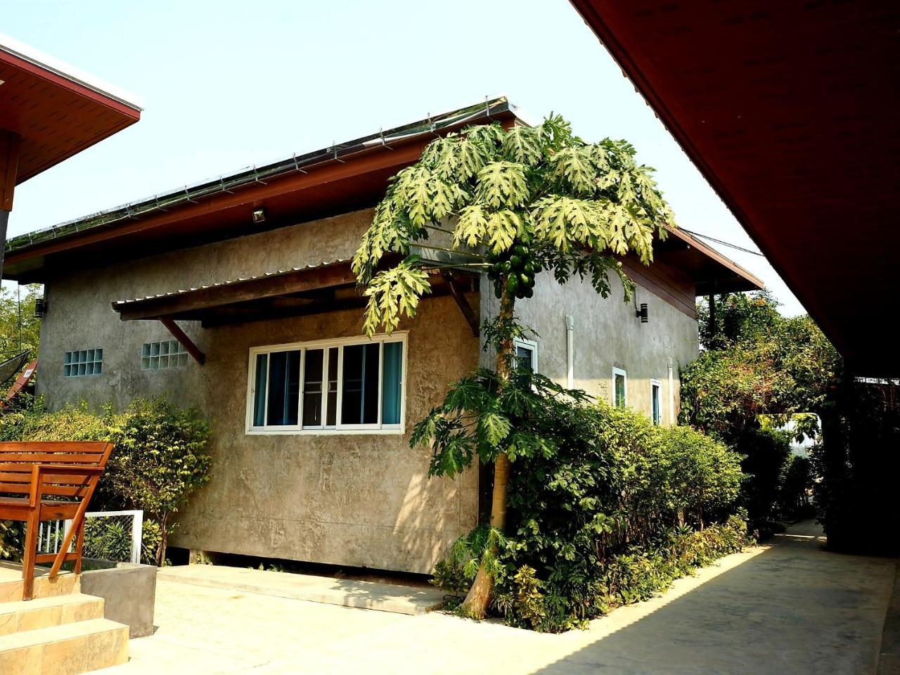 Nawiengkaeriverview Resort Mukdahan Exteriör bild